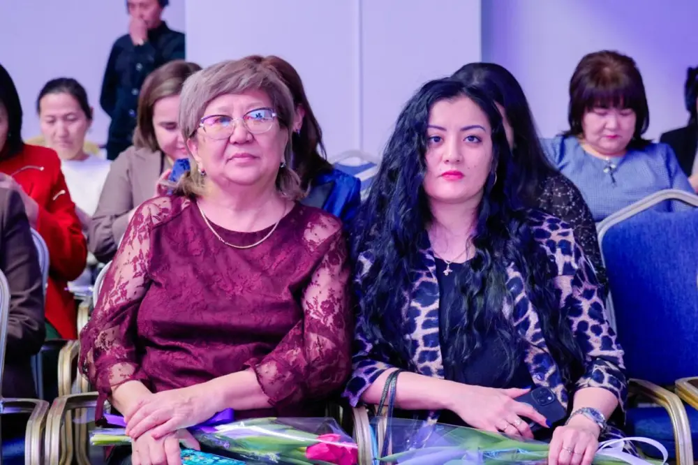 «Женщина – сердце мира»: в Астане прошел праздничный концерт (8)