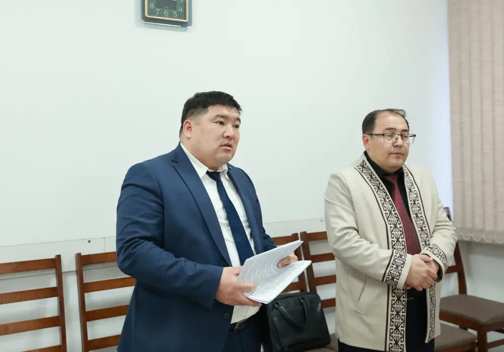 Граждане выразили благодарность Ерболу Карашукееву за активное участие в решении важных вопросов {city2}