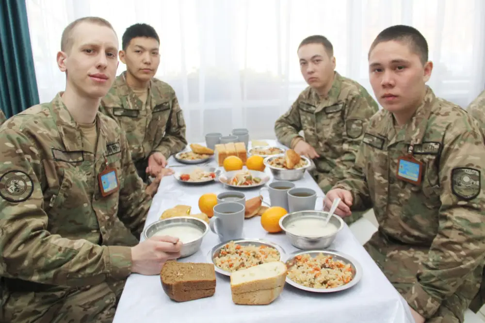 Наурызнама: в Национальной гвардии МВД РК приготовлено около 10 тонн наурызкөже (7)