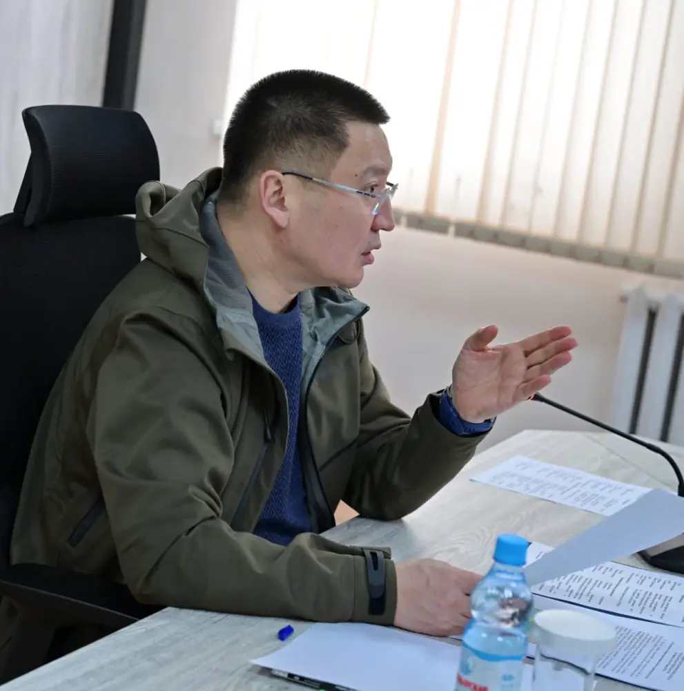 Обсуждение последствий непогоды в Павлодарской области: закрытие дорог и отключение электроэнергии {city2}