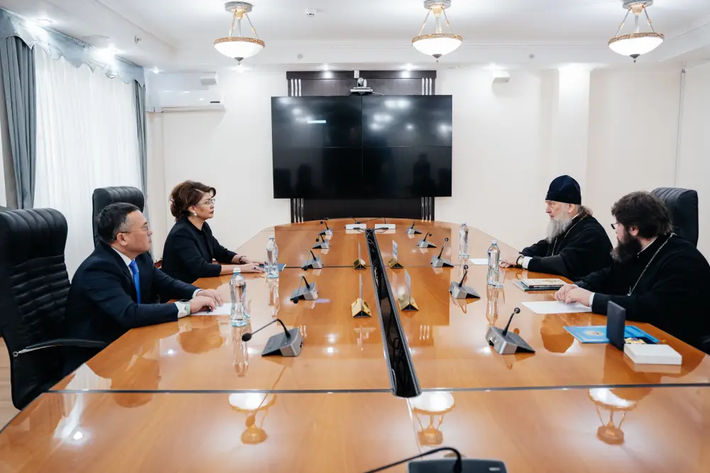 Свет взаимопонимания: Аида Балаева и митрополит Александр обсудили мосты между государством и Православной церковью {city2}