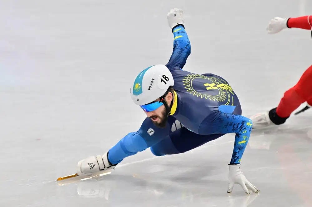 Сборная Казахстана объявила состав на чемпионат мира по шорт-треку в Монреале {city2}