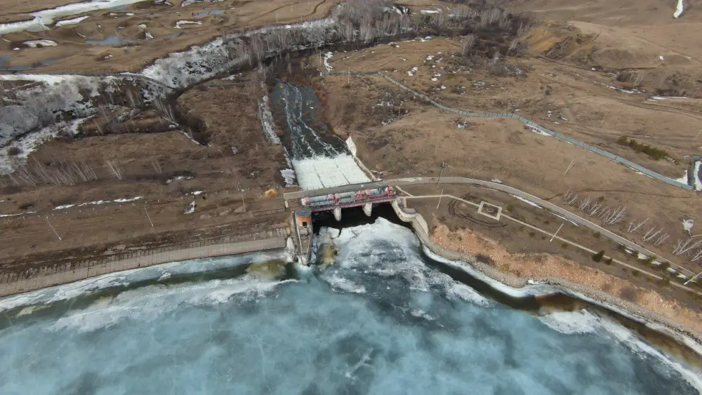 Аким Акмолинской области проверил готовность к паводкам в Кокшетау {city2}