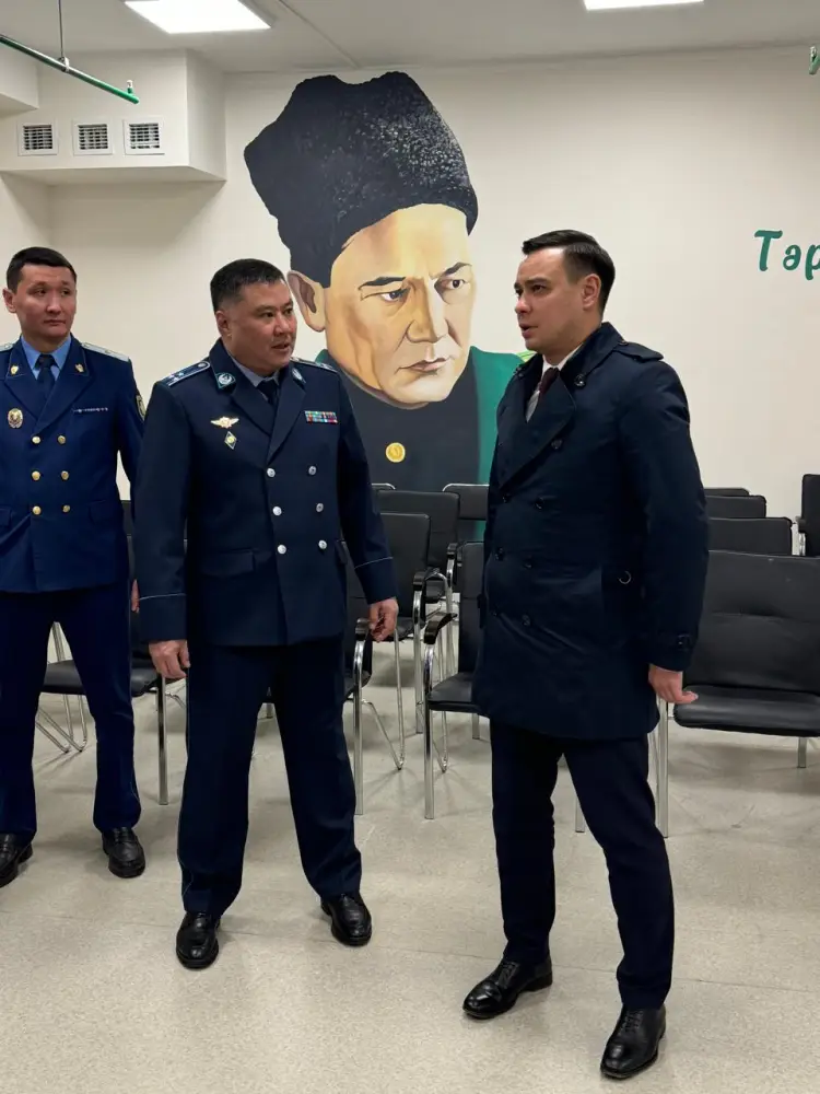 Артур Ластаев посетил учреждение для несовершеннолетних в Алматы (4)
