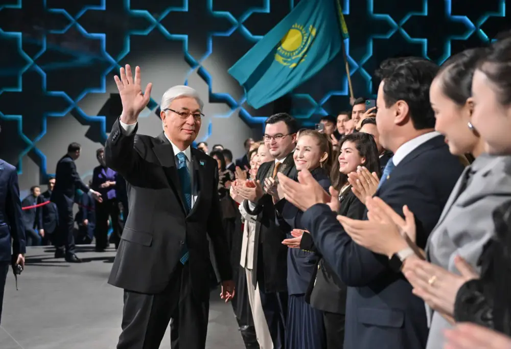 Новая Конституция Казахстана: шаг к укреплению Независимости и Суверенитета страны {city2}