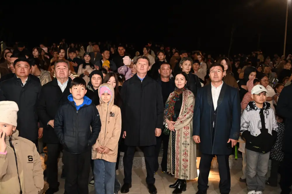 Депутаты Парламента посетили обновленный Президентский парк в Кызылорде (8)