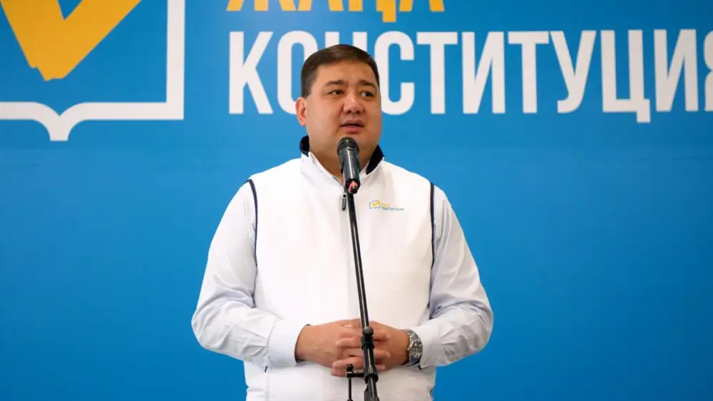 8 марта: Конституция и женская сила в Астане! {city2}