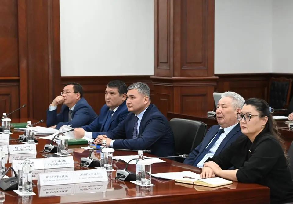 Су тасқынына қарсы күресте: республикалық штабтың стратегиялық жиналысы {city2}