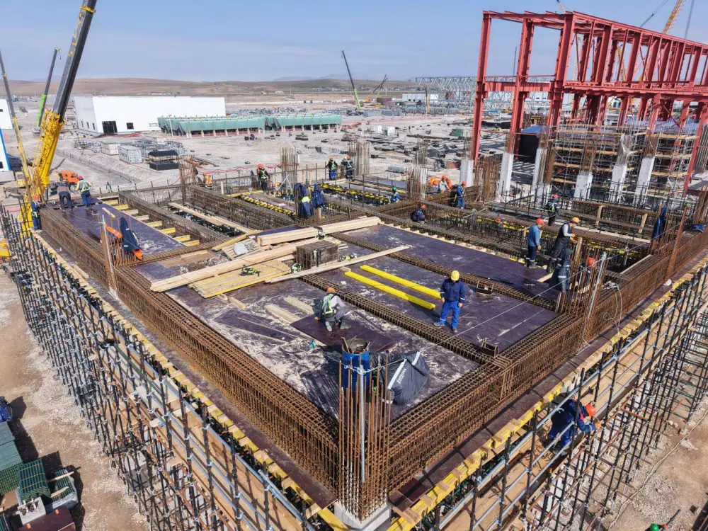 Строительство электростанции мощностью 1000 МВт в Туркестанской области: Олжас Бектенов проверяет ход работ {city2}