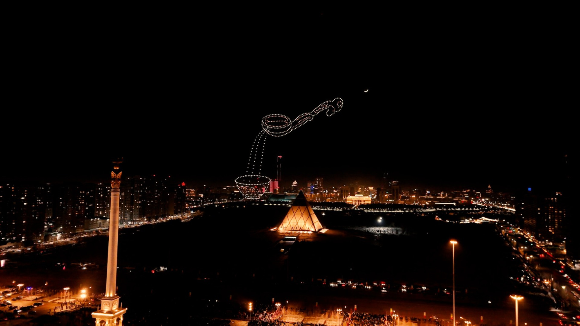 Дрон-шоу в Астане 2