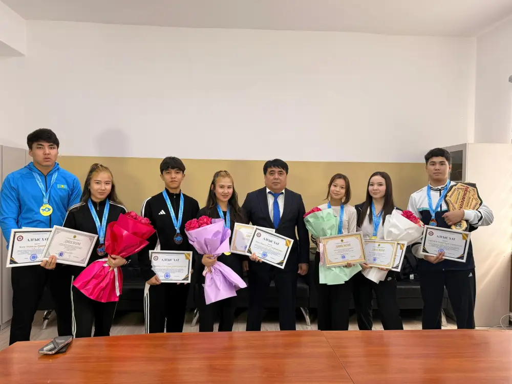 Чемпионы Казахстана из спортивной школы в Туркестанской области {city2}