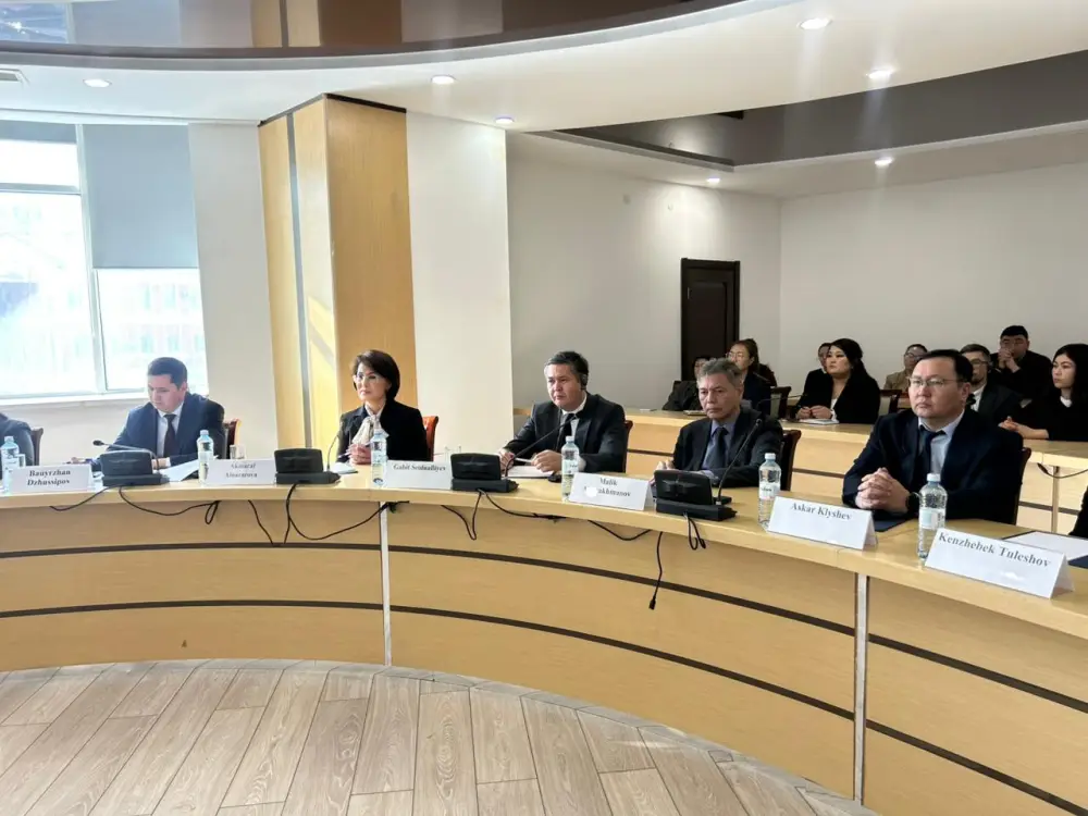 МИССИЯ ВОЗ ПРОВЕЛА ОЦЕНКУ СИСТЕМЫ ОБРАЩЕНИЯ ЛЕКАРСТВ И МЕДИЗДЕЛИЙ В КАЗАХСТАНЕ (4)