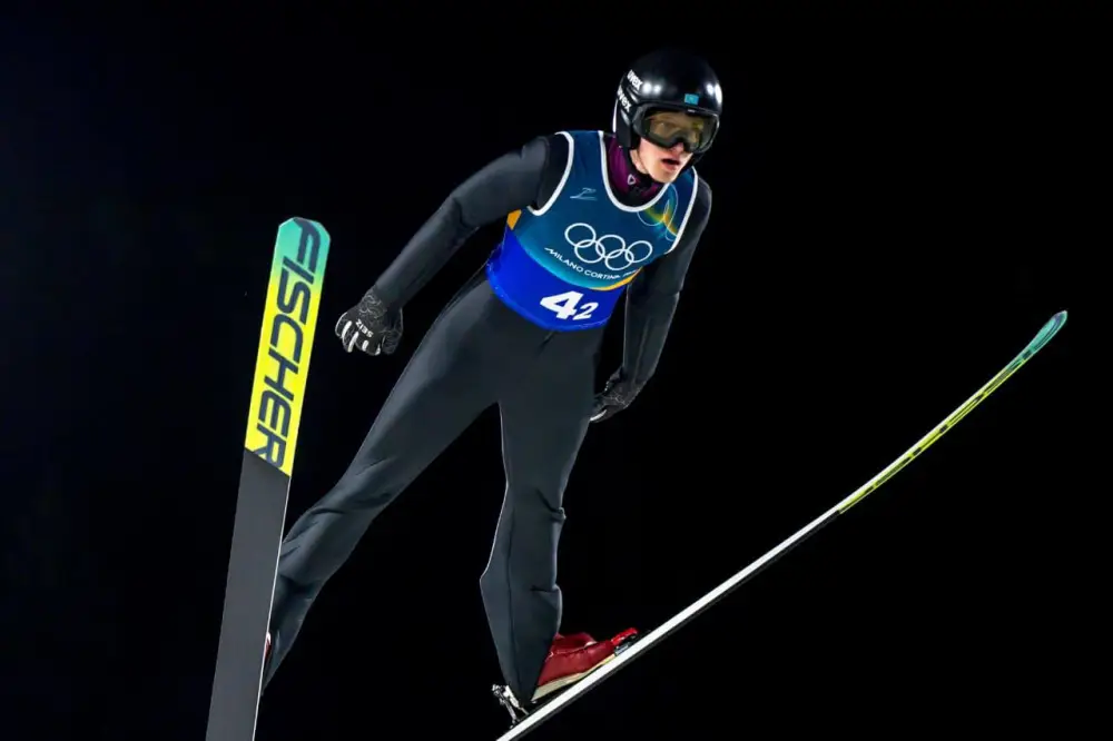 Илья Мизерных рекорд Казахстана Кубок мира 219 метров {city2}