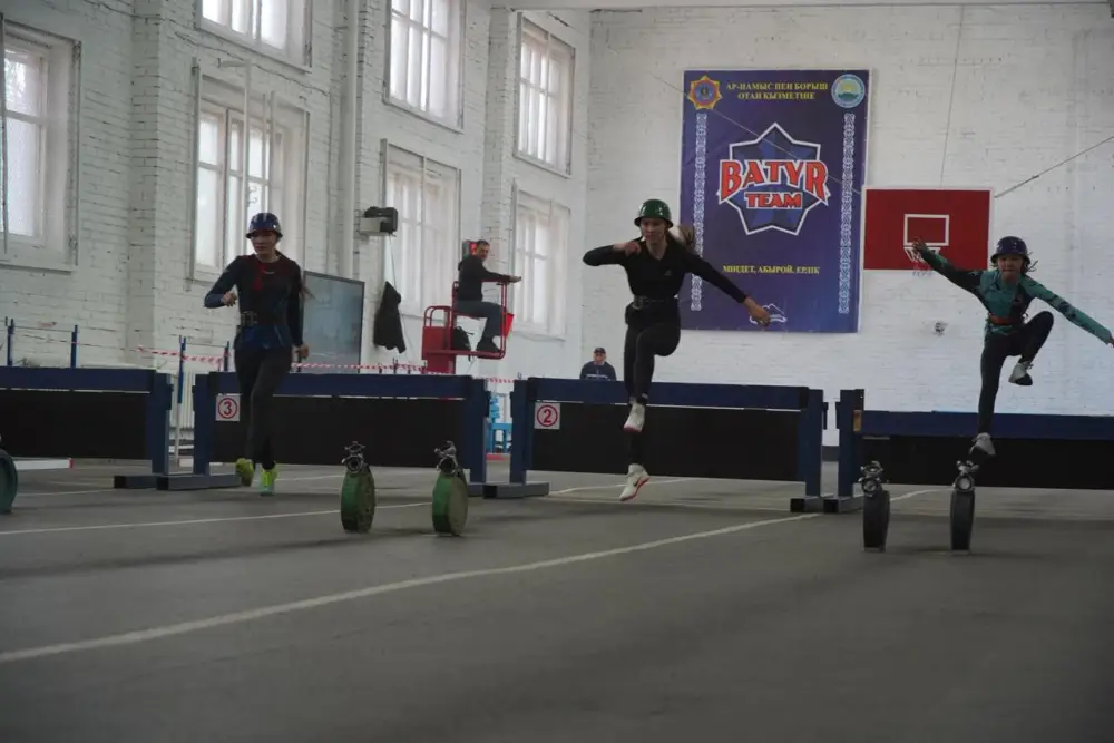 Подведены итоги третьего этапа зимних чемпионатов МЧС Республики Казахстан по пожарно-спасательному спорту (6)