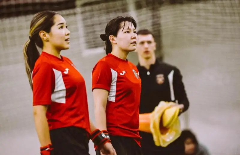 Футбольный клуб «Шахтёр» сформировал женскую команду (7)