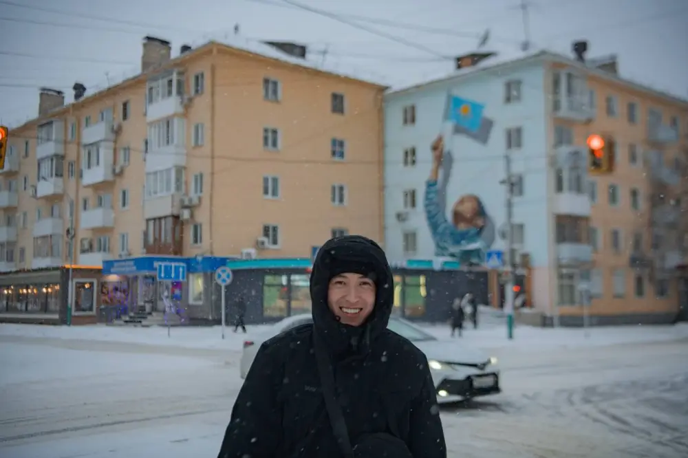 С Днём благодарности: кто поздравил Восточный Казахстан? {city2}