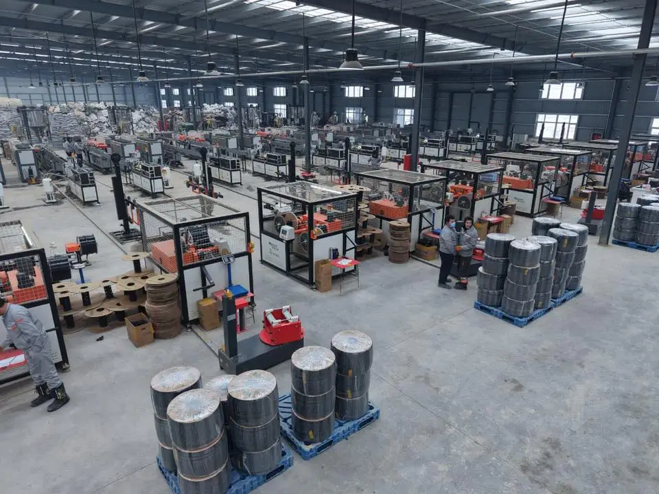 НУРАЛХАН КУШЕРОВ ОЗНАКОМИЛСЯ С РАБОТОЙ ПРЕДПРИЯТИЙ ХЛОПКОВОГО КЛАСТЕРА В ОТЫРАРЕ (2)