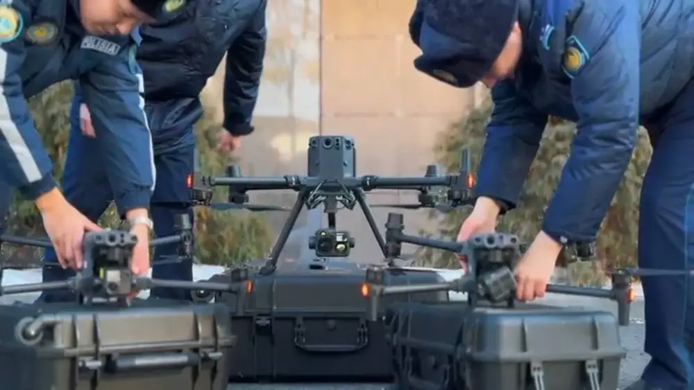 Полиция Жетысу использует дроны для поиска пропавших людей и обеспечения безопасности {city2}