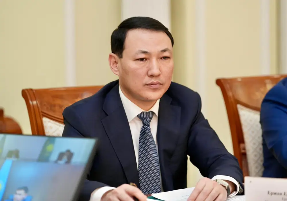 Минэнерго усиливает меры для вывода 10 проблемных ТЭЦ из «красной зоны» перед отопительным сезоном {city2}