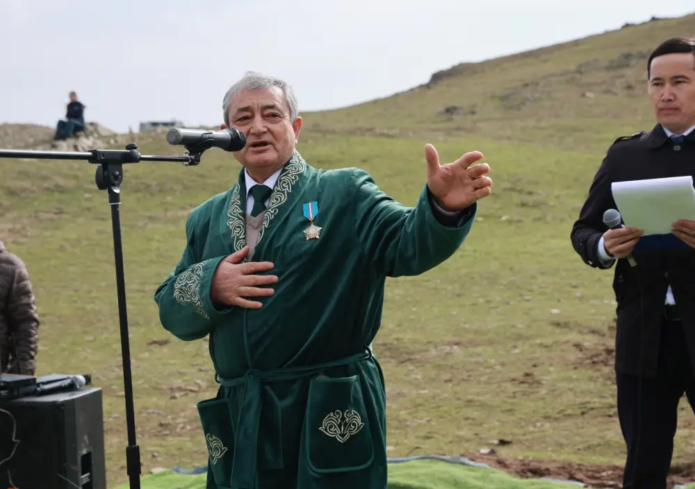 Экоакция «Мөлдір бұлақ»: родники очищают жители Жамбылской области (8)