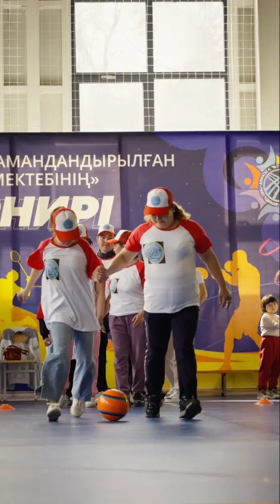 Инклюзивная эстафета ко Дню семьи в Алматы {city2}