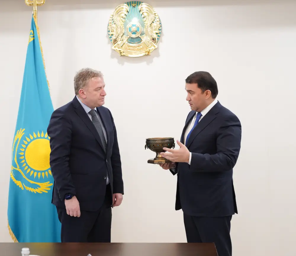 Встреча Нуралхана Кушерова с послом Грузии укрепление партнерства в производстве и туризме {city2}