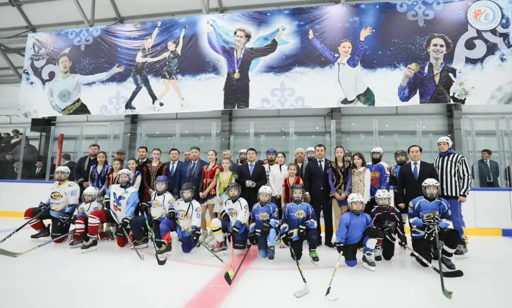 В Мангистауской области открылся ледовый дворец международного стандарта (2)