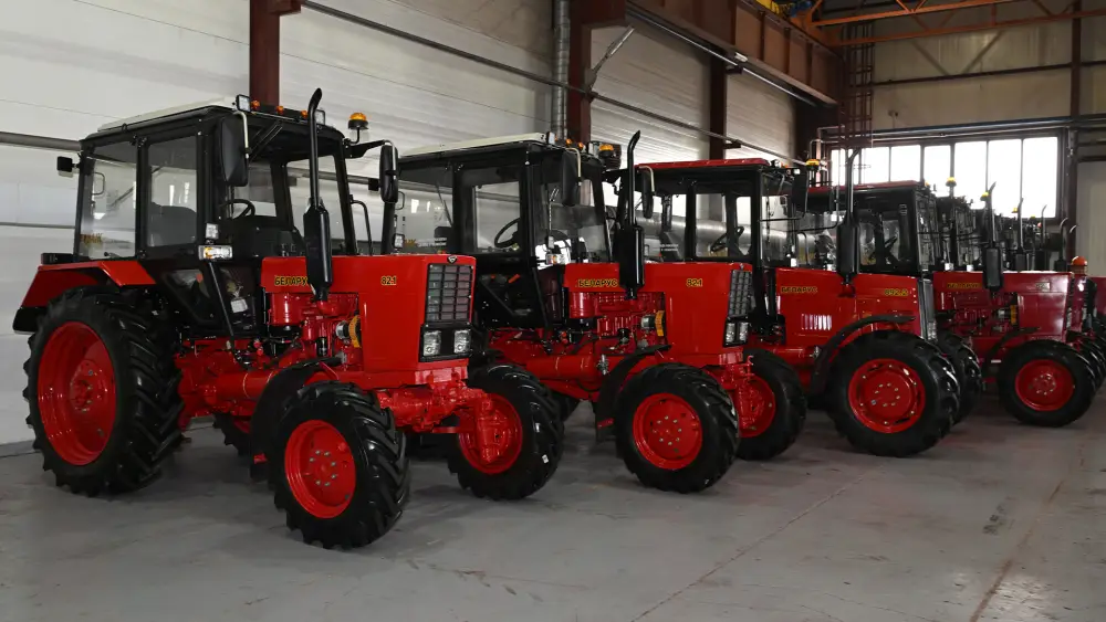 Развитие инфраструктуры для привлечения инвестиций: Олжас Бектенов ознакомился с индустриальным развитием Акмолинской области (6)