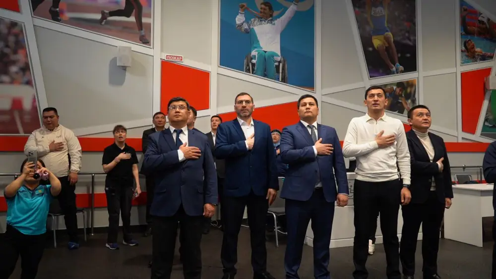 Спортсмены Астаны завоевали несколько медалей на чемпионате страны по пара пауэрлифтингу (2)