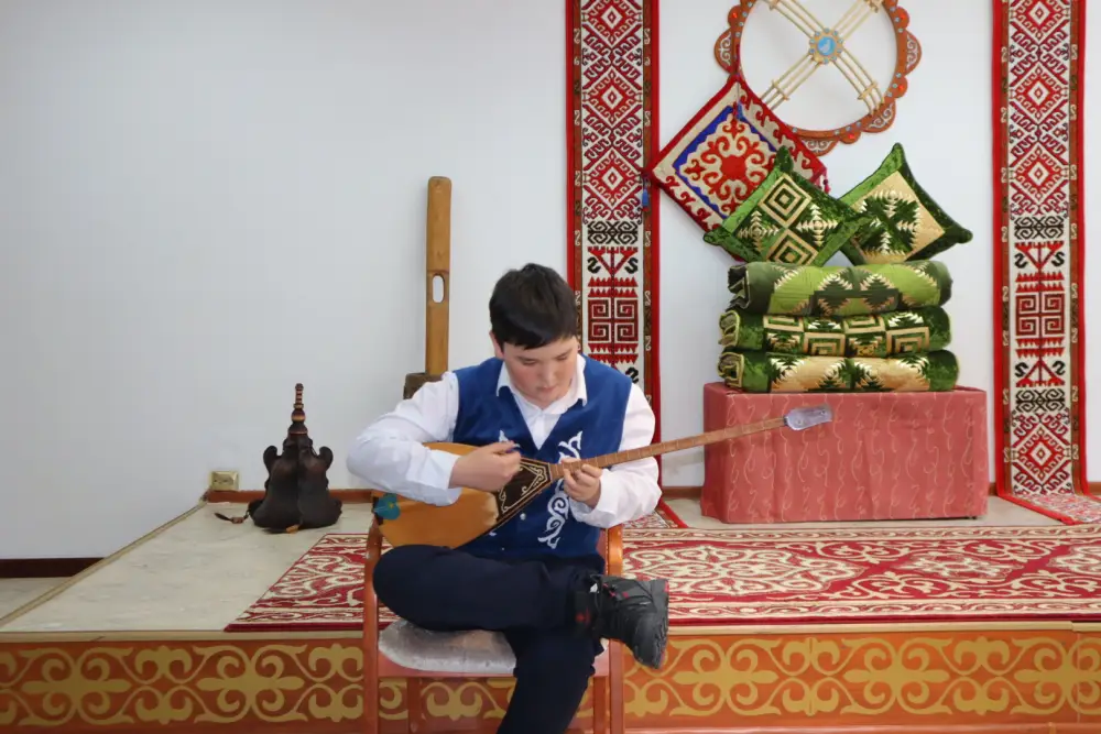 Встречи о семейных ценностях в казахстанских библиотеках {city2}