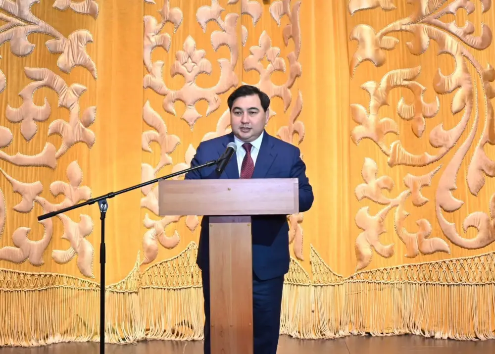 В Агентстве по делам государственной службы прошло мероприятие, посвященное Международному женскому дню {city2}