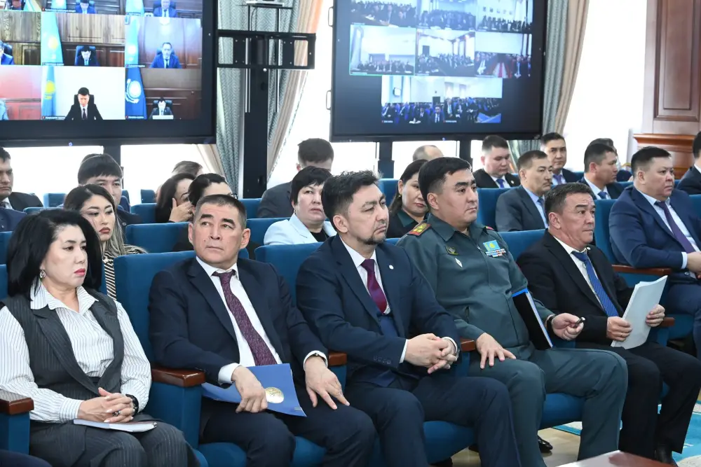 Обсуждены вопросы развития автодорожной отрасли (5)