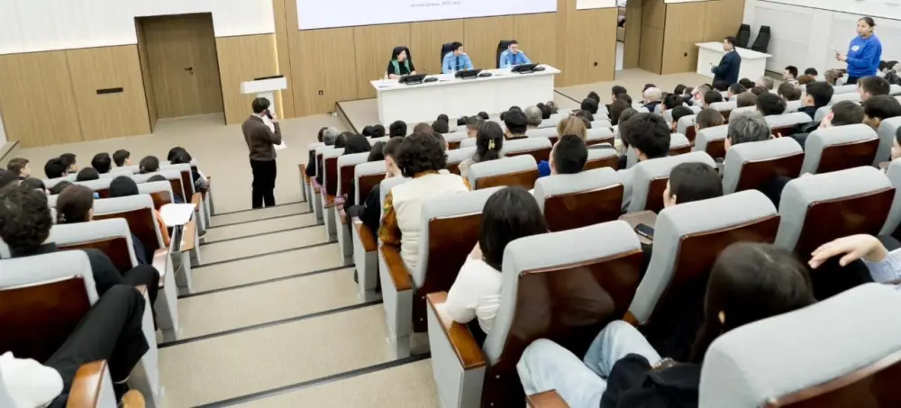 Профилактическую лекцию по противодействию преступности провели для студентов столичного вуза (3)