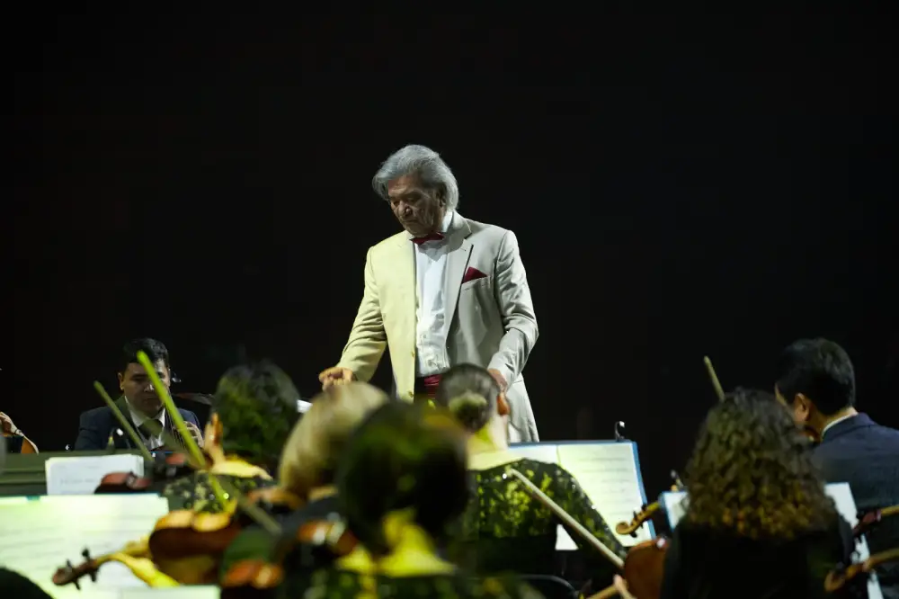 Звуки юбилея: Музыкальный вечер в честь 70-летия Али Алпысбаева в «Қазақконцерте» {city2}