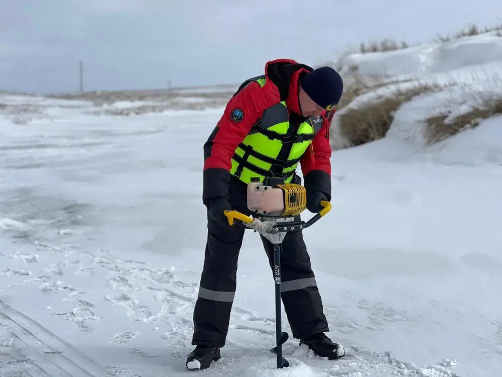 На реках Карагандинской области начались взрывные работы (2)