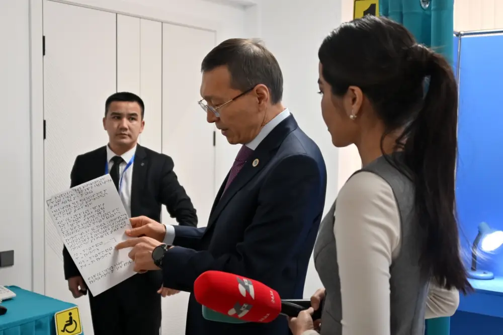 Создание условий для свободного волеизъявления граждан: визит Председателя ЦКР в Алматы и Алматинскую область (2)