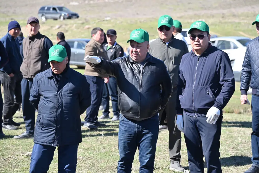 ТУРКЕСТАН: В СОЗАКСКОМ РАЙОНЕ В РАМКАХ ЭКОЛОГИЧЕСКОЙ АКЦИИ «МӨЛДІР БҰЛАҚ» ОЧИСТИЛИ БОЛЕЕ 50 РОДНИКОВ (2)