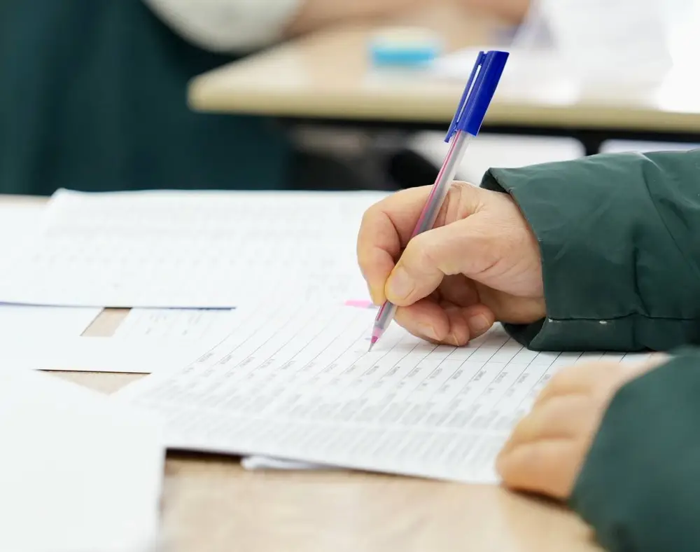 Аким ВКО сделал свой выбор на референдуме (3)