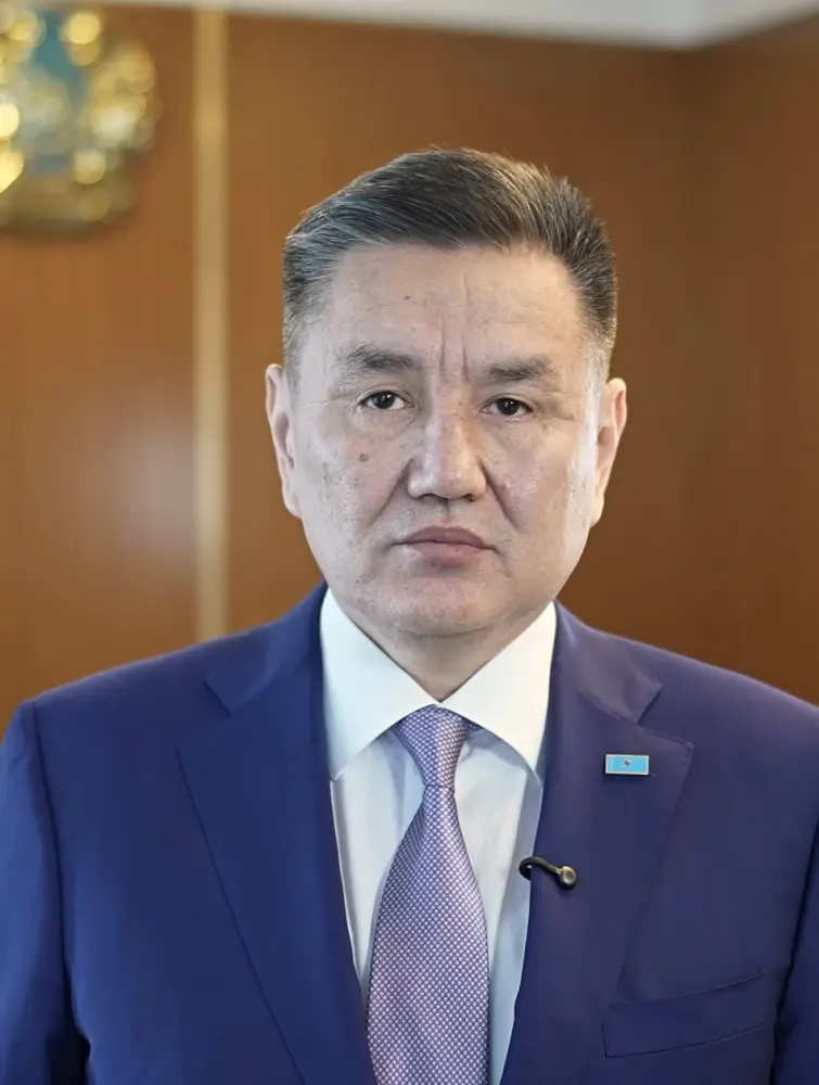 Ключи к будущему: Аким ВКО призывает земляков к выбору судьбы страны {city2}