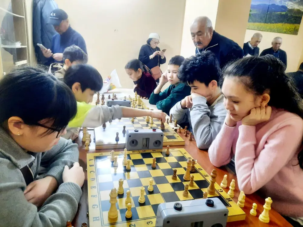 Международный шахматный турнир в Астане: объединение поколений через интеллектуальные игры {city2}
