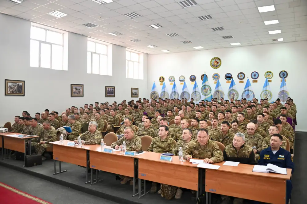 Инспекция воинских частей в Западном Казахстане {city2}