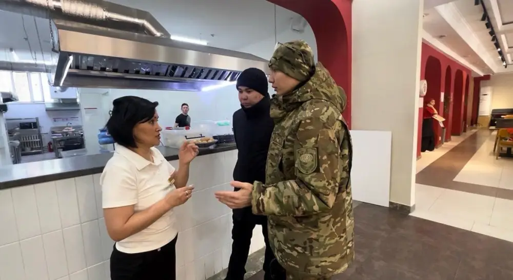 Пожарная безопасность: более 300 рейдов провели спасатели по объектам общепита Астаны (8)