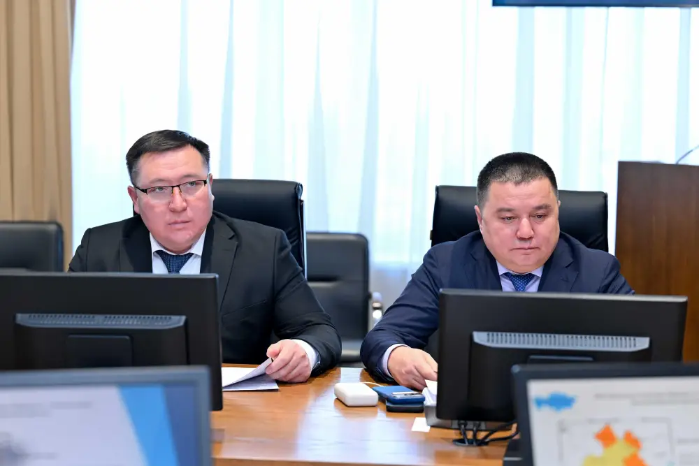 В области Абай рассмотрены вопросы подготовки к весенним паводкам (9)