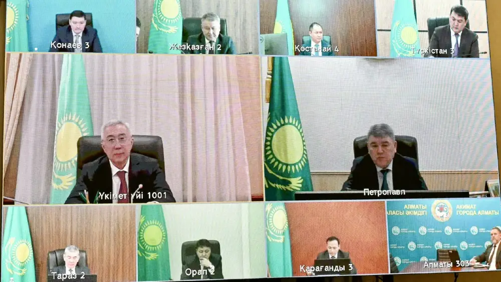 Обсуждение поставок удобрений и льготного дизтоплива для посевной на оперативном штабе {city2}