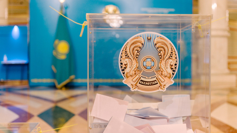 Казахстан после референдума: мнение эксперта Саддама Сулеймана Аль-Машакбеха о новой Конституции {city2}