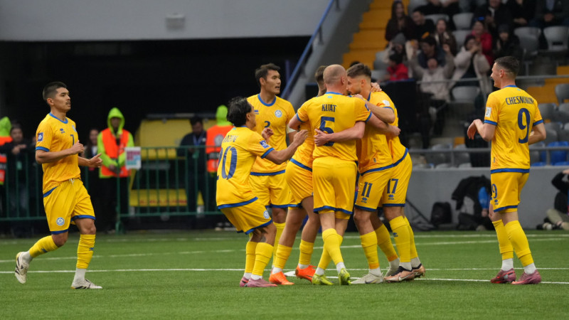 Астана встречает победу: Казахстан обыгрывает Намибию в FIFA Series Кызылорде