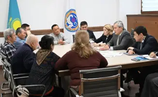 Жители микрорайона Абай просят изменить назначение земель под ИЖС, а заместитель акима разъясняет важность Генерального плана