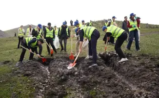 Студенты Казахстана объединяются для защиты экологии через очистку родников «Мөлдір бұлақ»