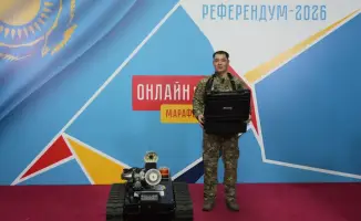 Казахстан представил инновационного робота-пожарного
