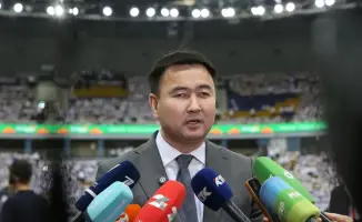 Объединение 11 500 домбристов в Алматы: культурное единство и сохранение традиций на фоне Наурыз Мейрамы